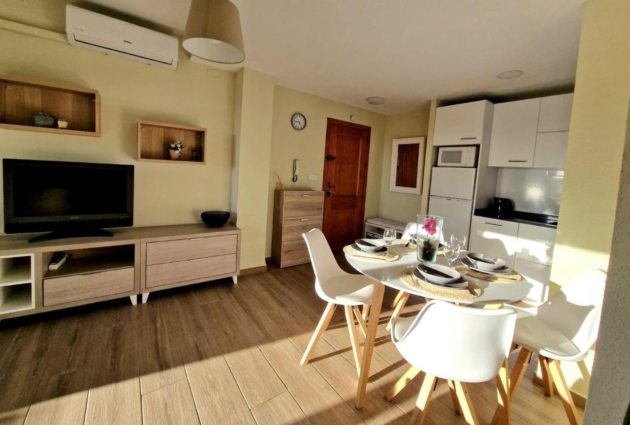 Cozy Apartment With Sea View Торевьиа Экстерьер фото