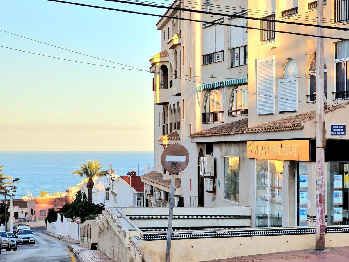 Cozy Apartment With Sea View Торевьиа Экстерьер фото